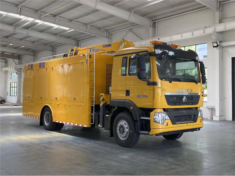 重汽帶吊3000方型救險車