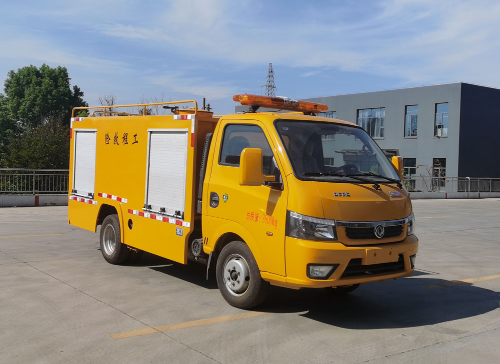 東風(fēng)輕卡1000方排水型救險車